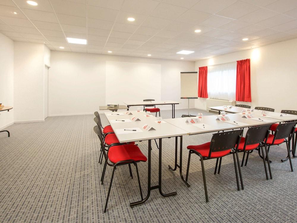 Ibis Pau Lescar Hotel Eksteriør billede