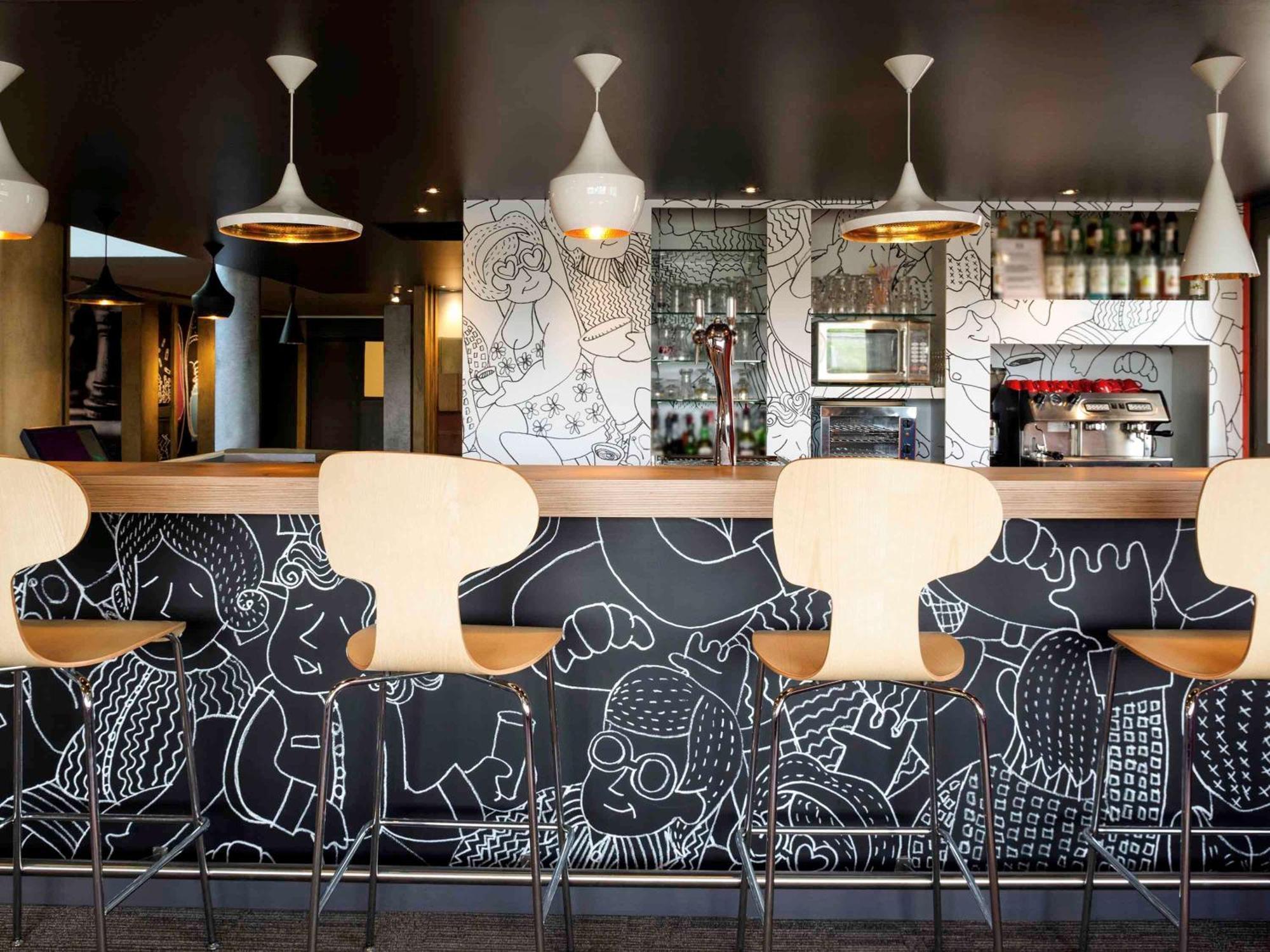 Ibis Pau Lescar Hotel Eksteriør billede