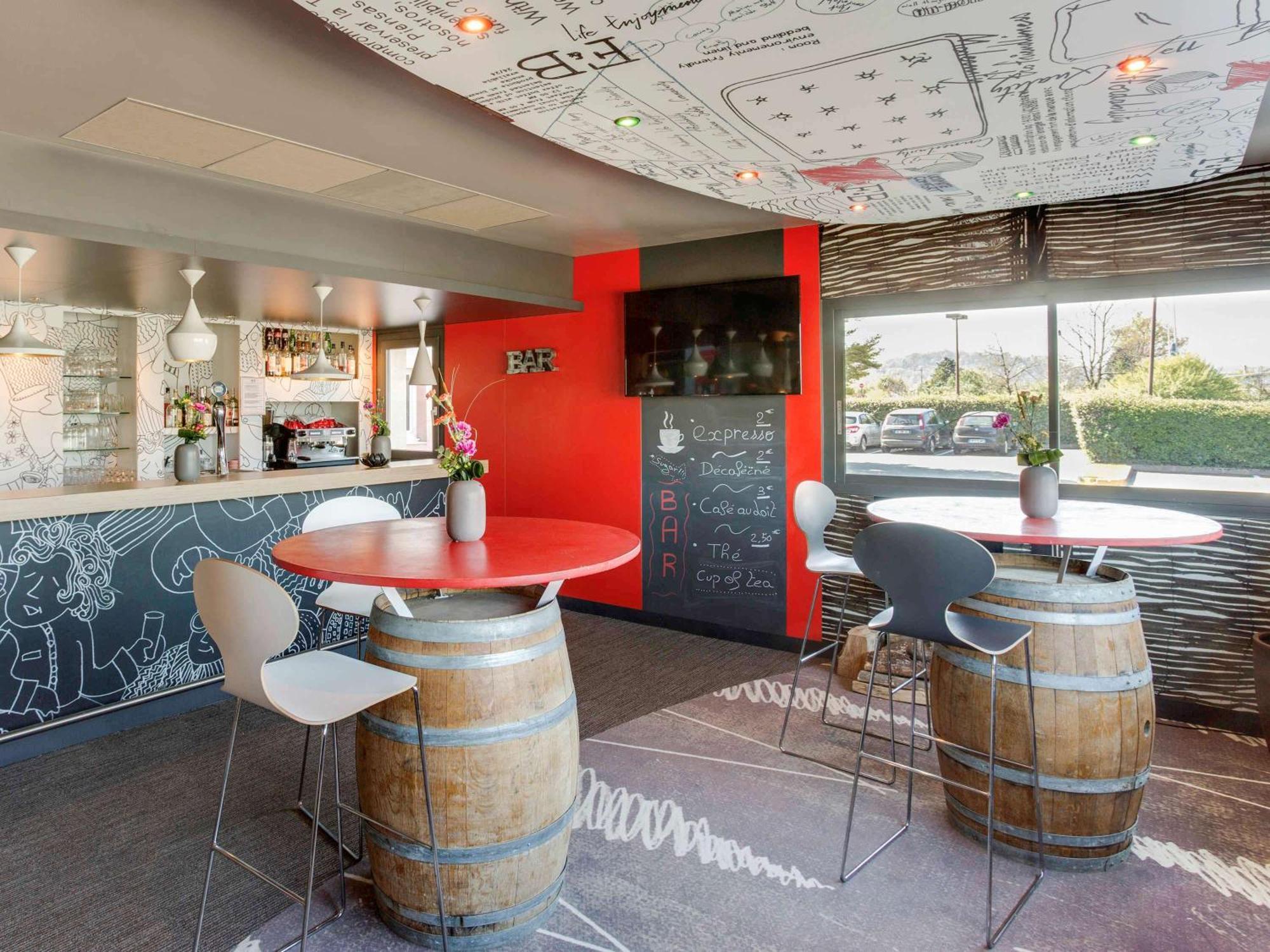 Ibis Pau Lescar Hotel Eksteriør billede